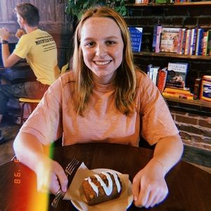 Meet your Posher, Olivia